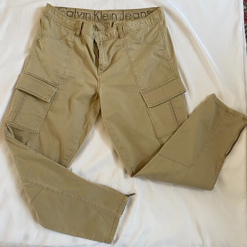 Women's Calvin Klein Tan Jeans Size 14